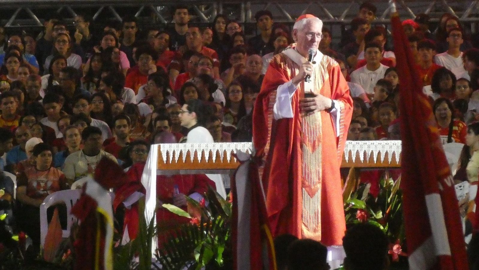 Cardeal Steiner Pentecostes