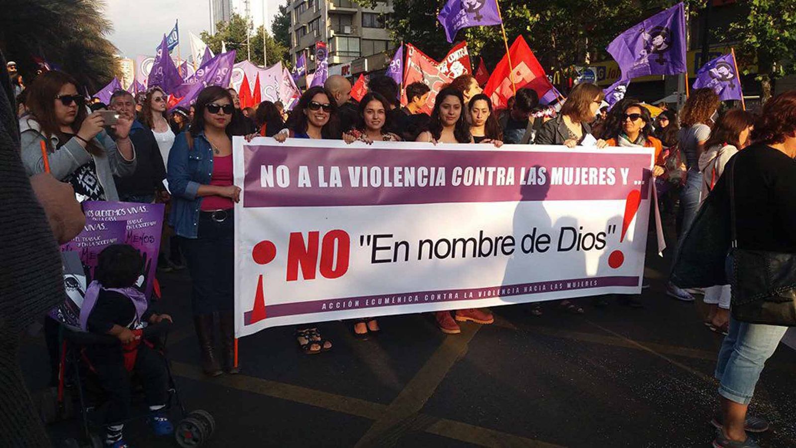 Violencia de los 'hombres de Iglesia' contra las mujeres