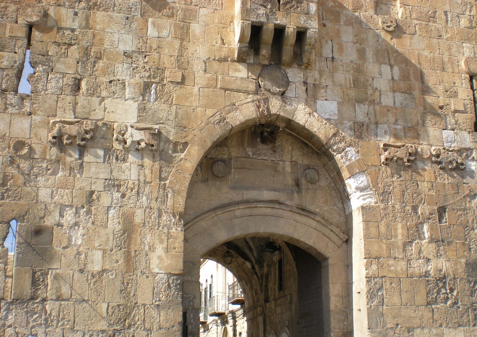 16 de abril: Miércoles Santo