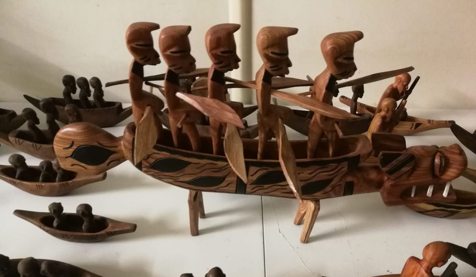 Cayucos hacia la inserción sociolaboral: Justícia i Pau impulsa una iniciativa en beneficio de las personas afectadas por el incendio de Badalona