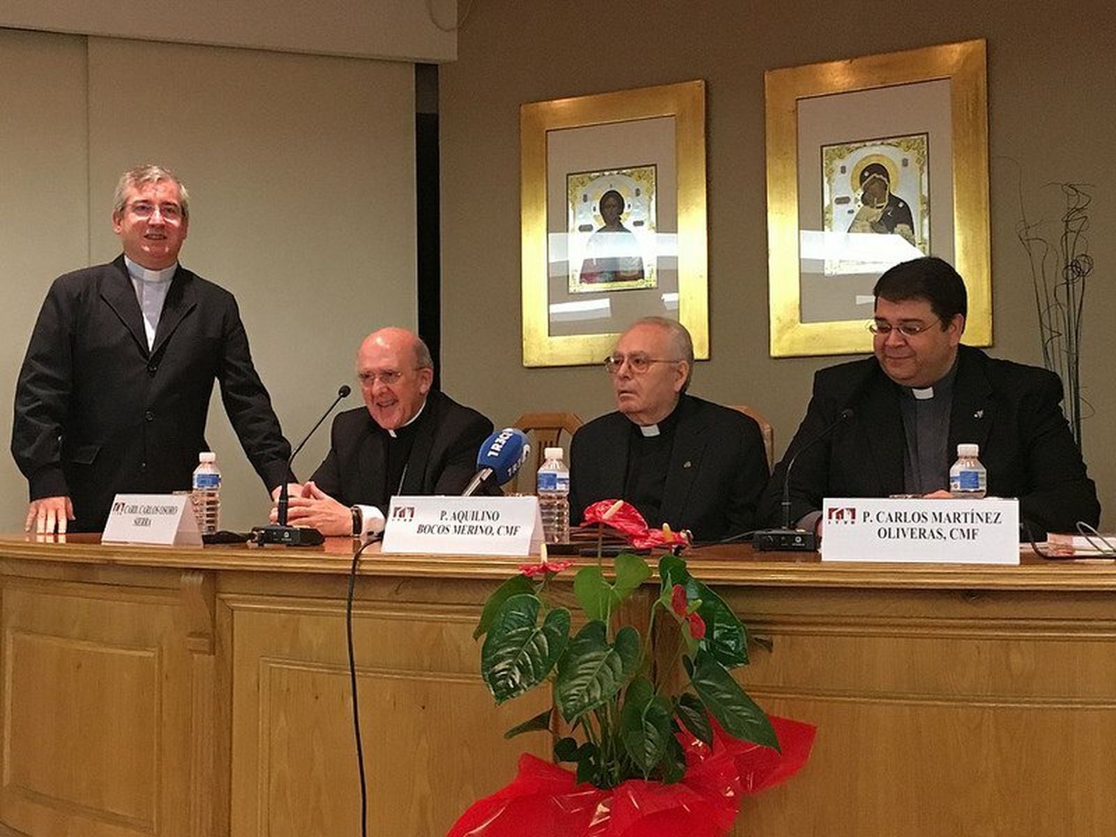 Osoro, Bocos y Martínez Oliveras, junto a Fernando Prado