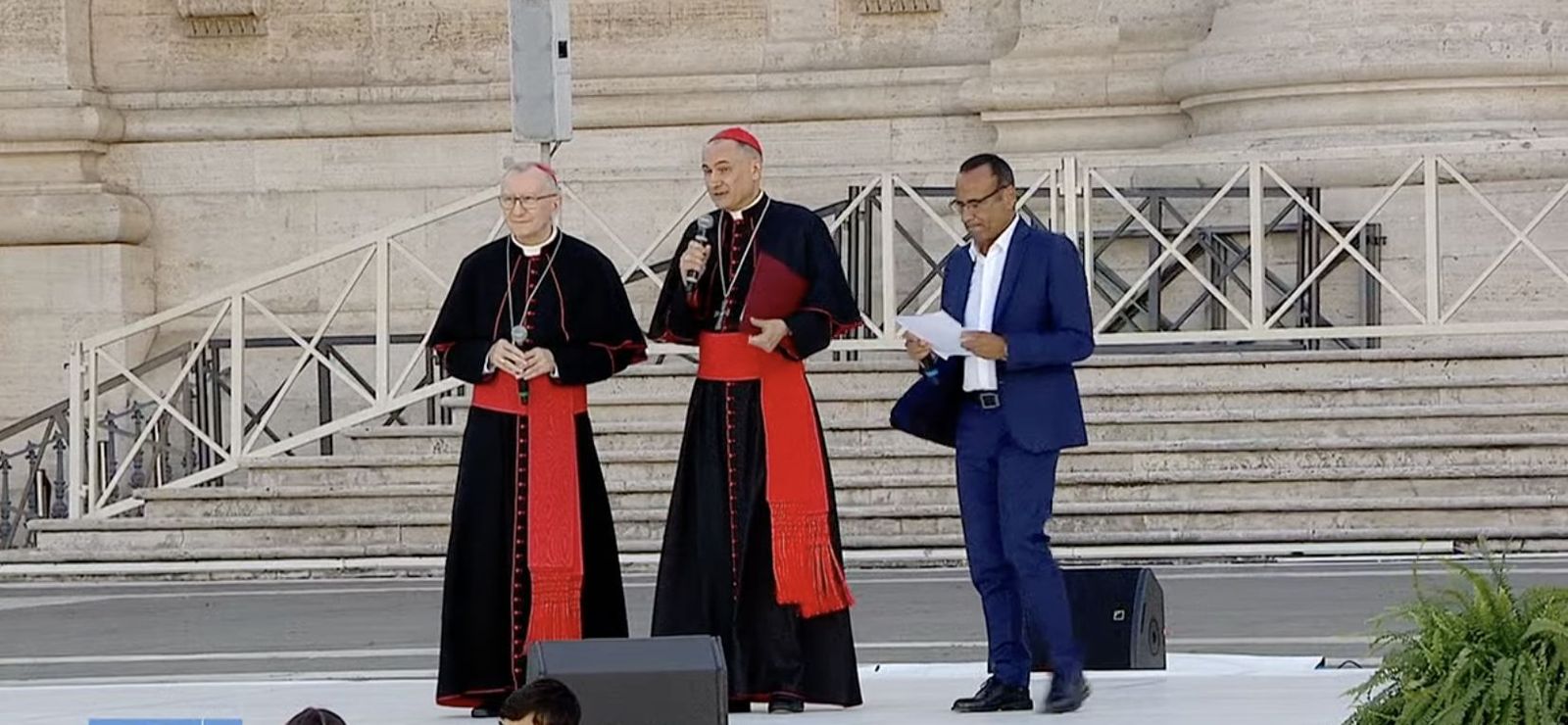 Gambetti y Parolin, en el Encuentro por la Fraternidad Humana