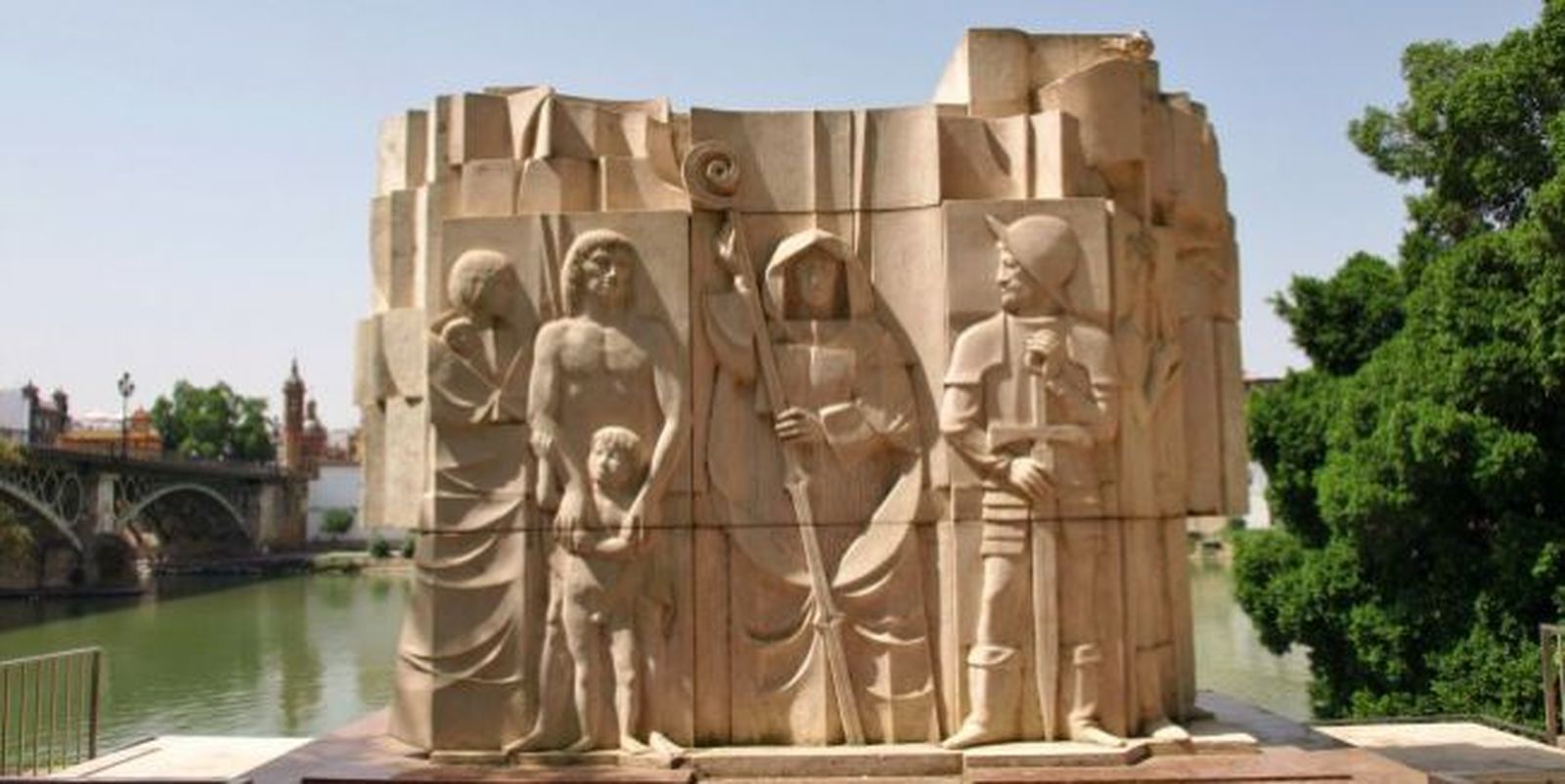 Monumento a fray Bartolomé de las Casas en Sevilla