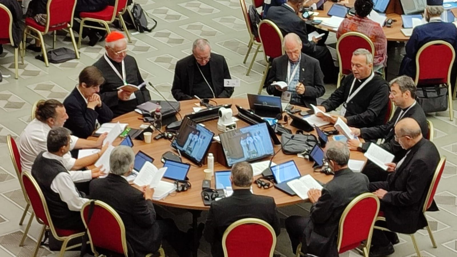 Círculo Menor en el Aula Sinodal