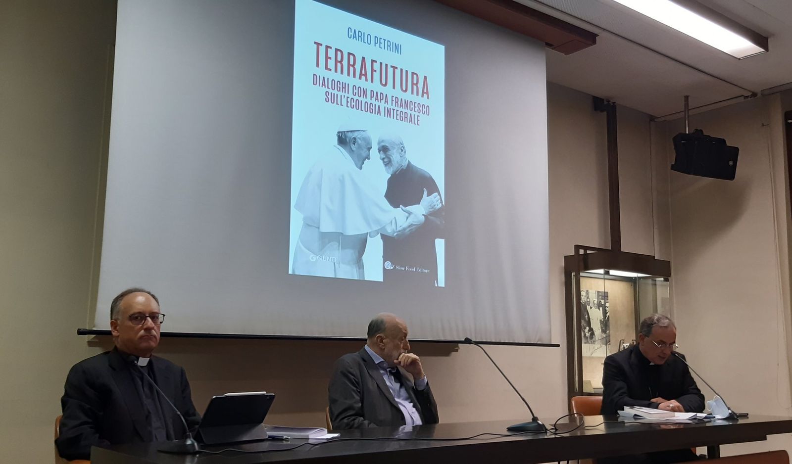 Spadaro y Petrini, durante la presentación de 'Terrafutura'
