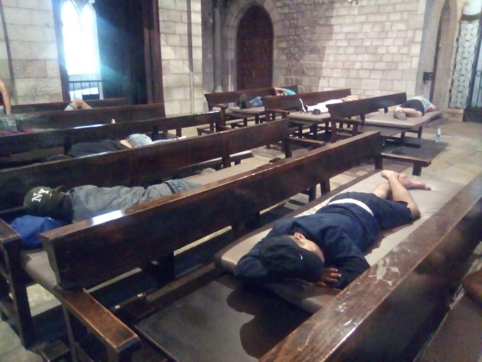 Veo la Iglesia como un hospital de campaña después de una batalla