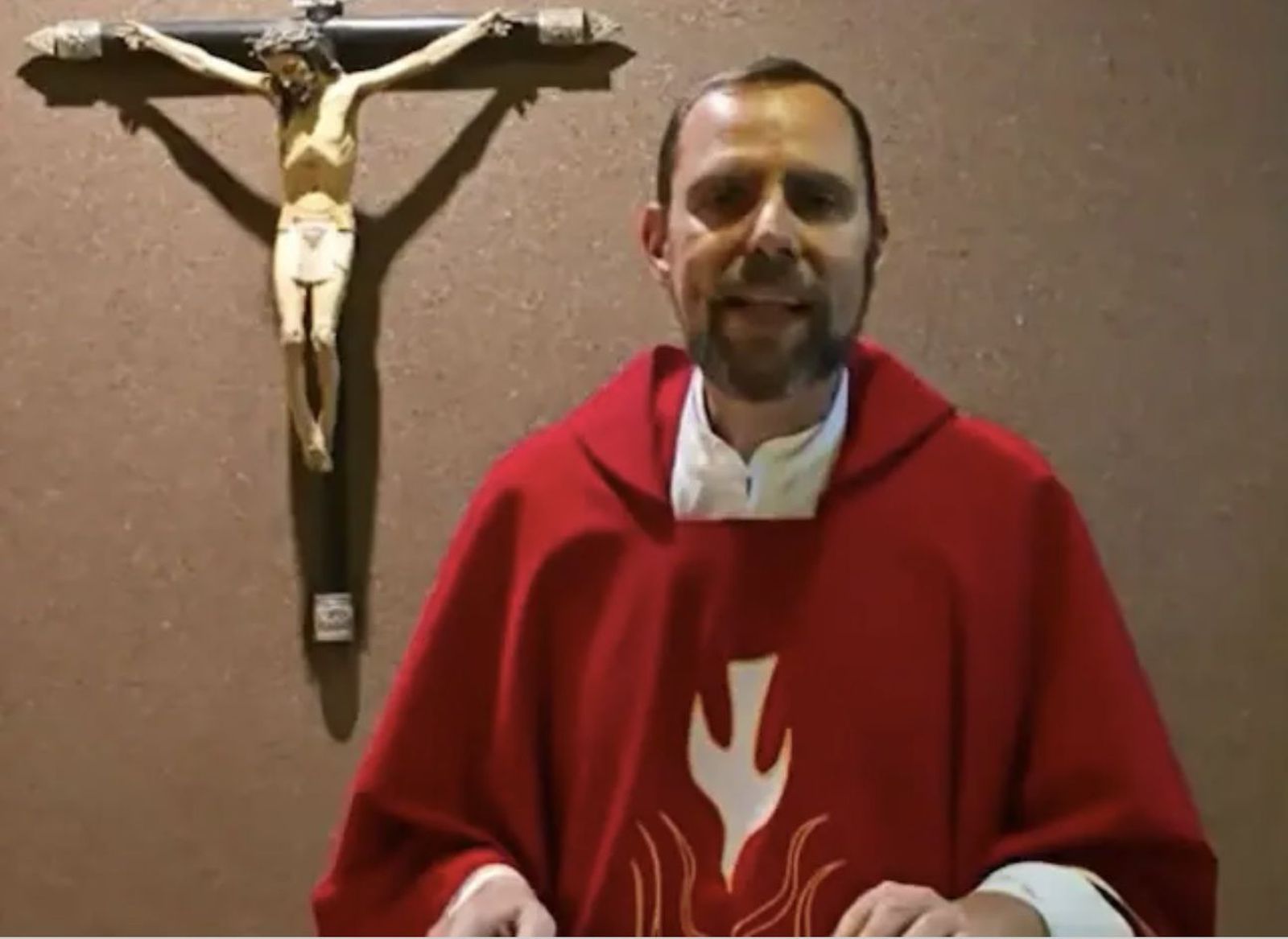 El sacerdote Carlos Silva Canessa