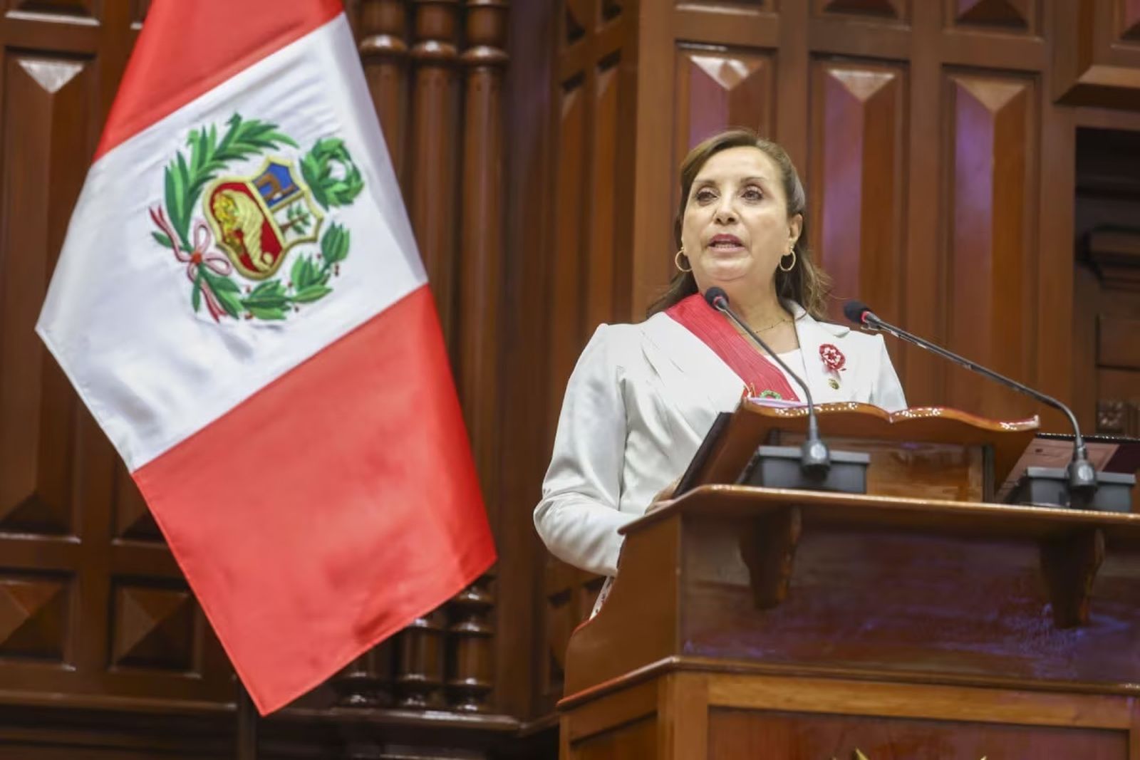 Dina Boluarte, presidenta de Perú