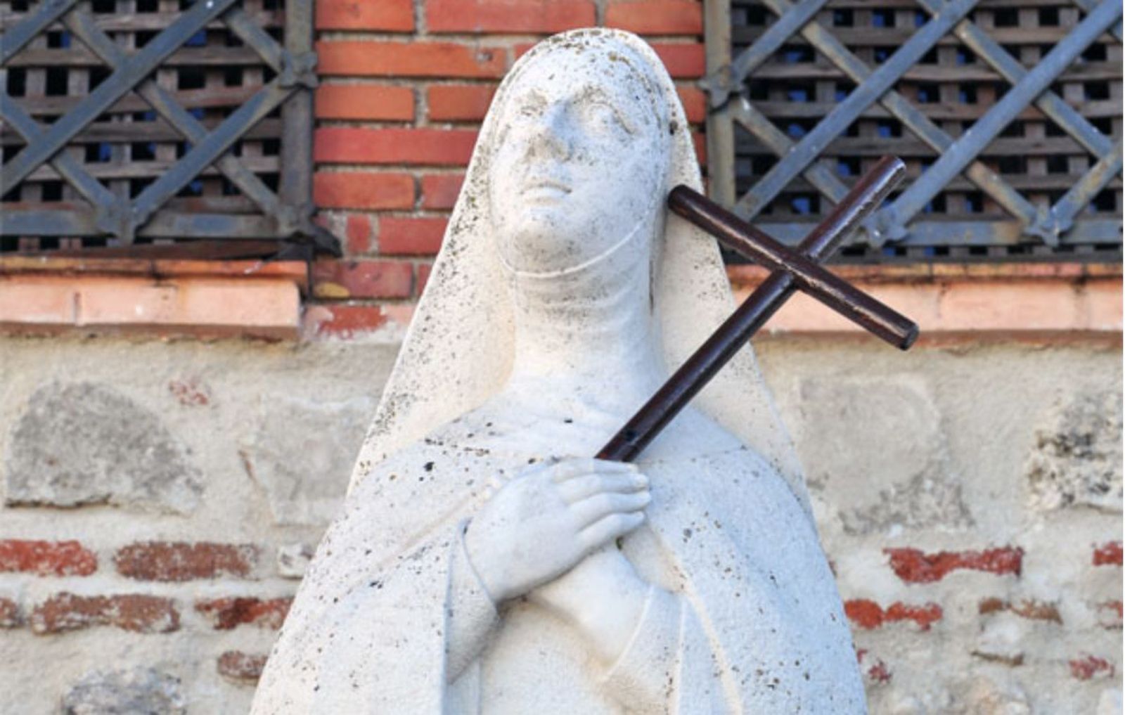 Escultura de sor Juana de la Cruz