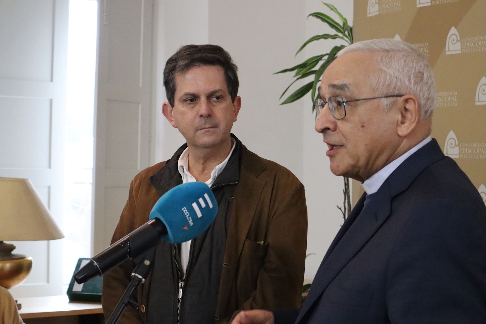 El obispo José Ornelas y Pedro Strecht