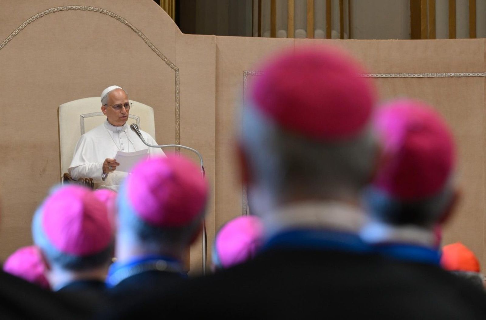 El Papa con los obispos de la CEI