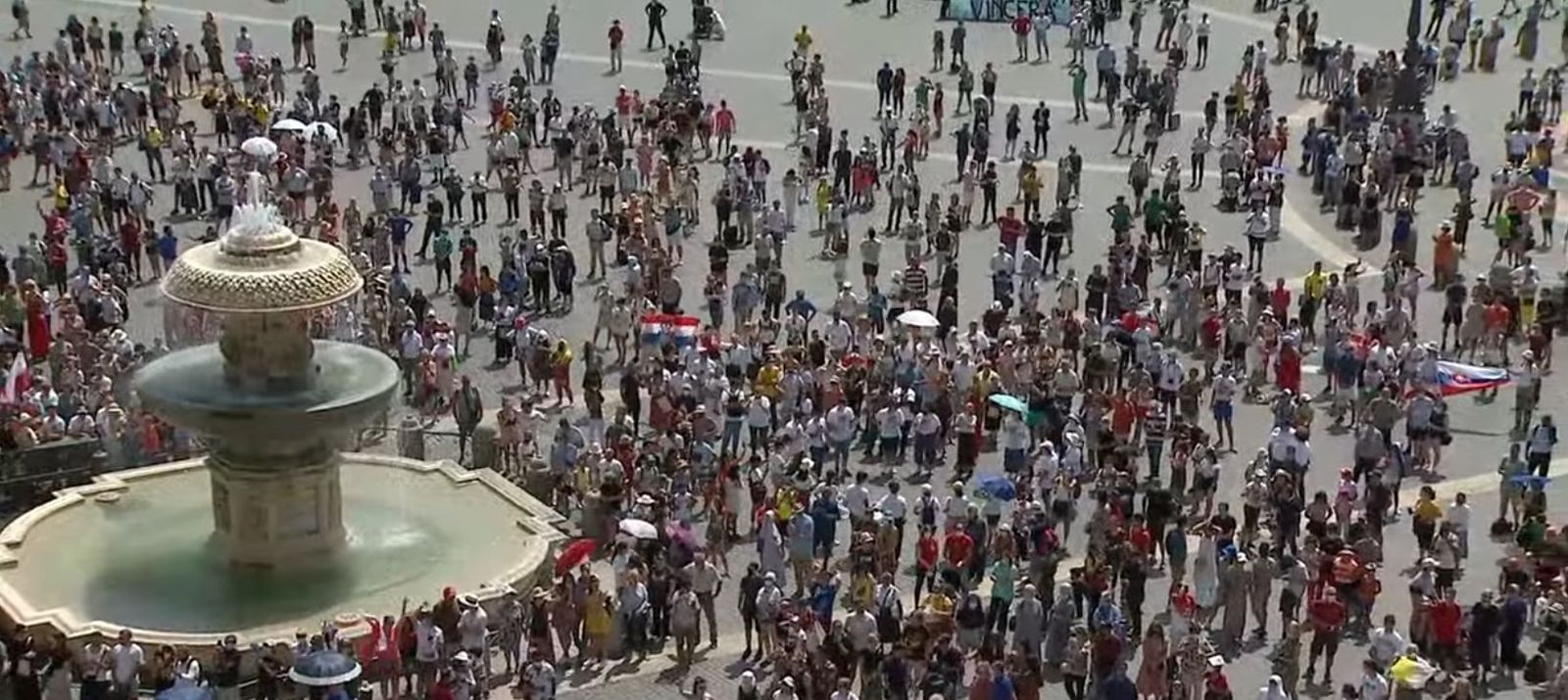 Gente en el Vaticano
