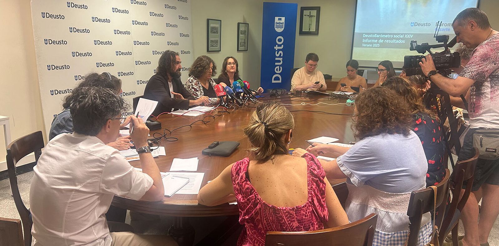 Braulio Gómez, María Silvestre e Iratxe Aristegi,