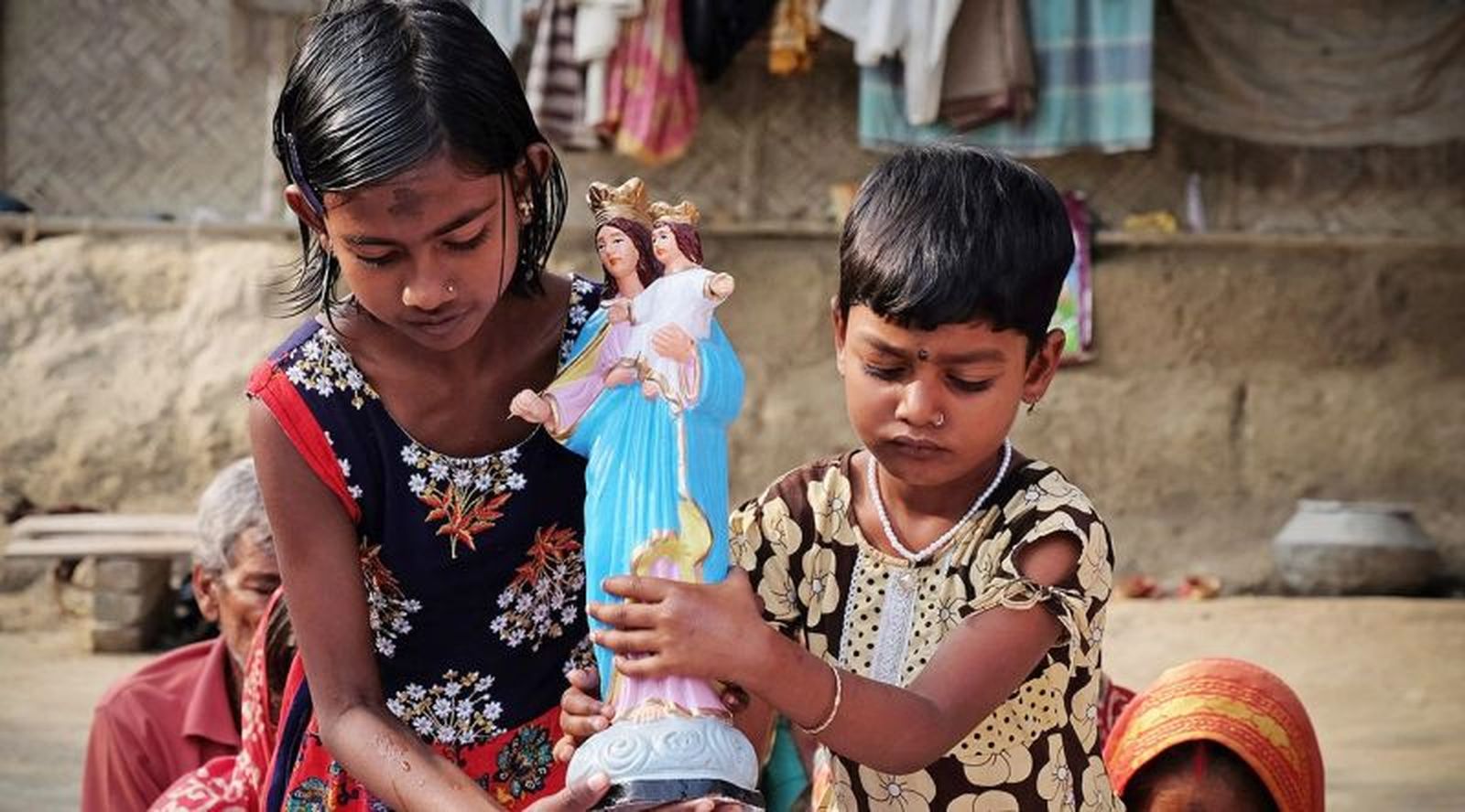 Niños crisitianos en India