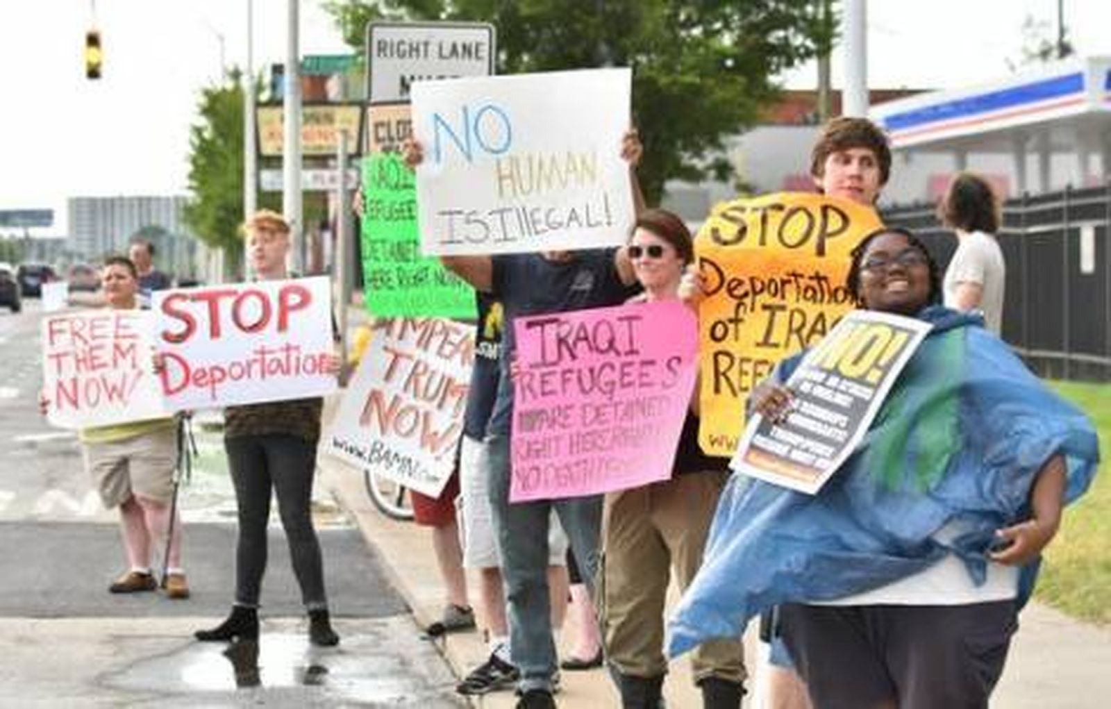 No a las deportaciones