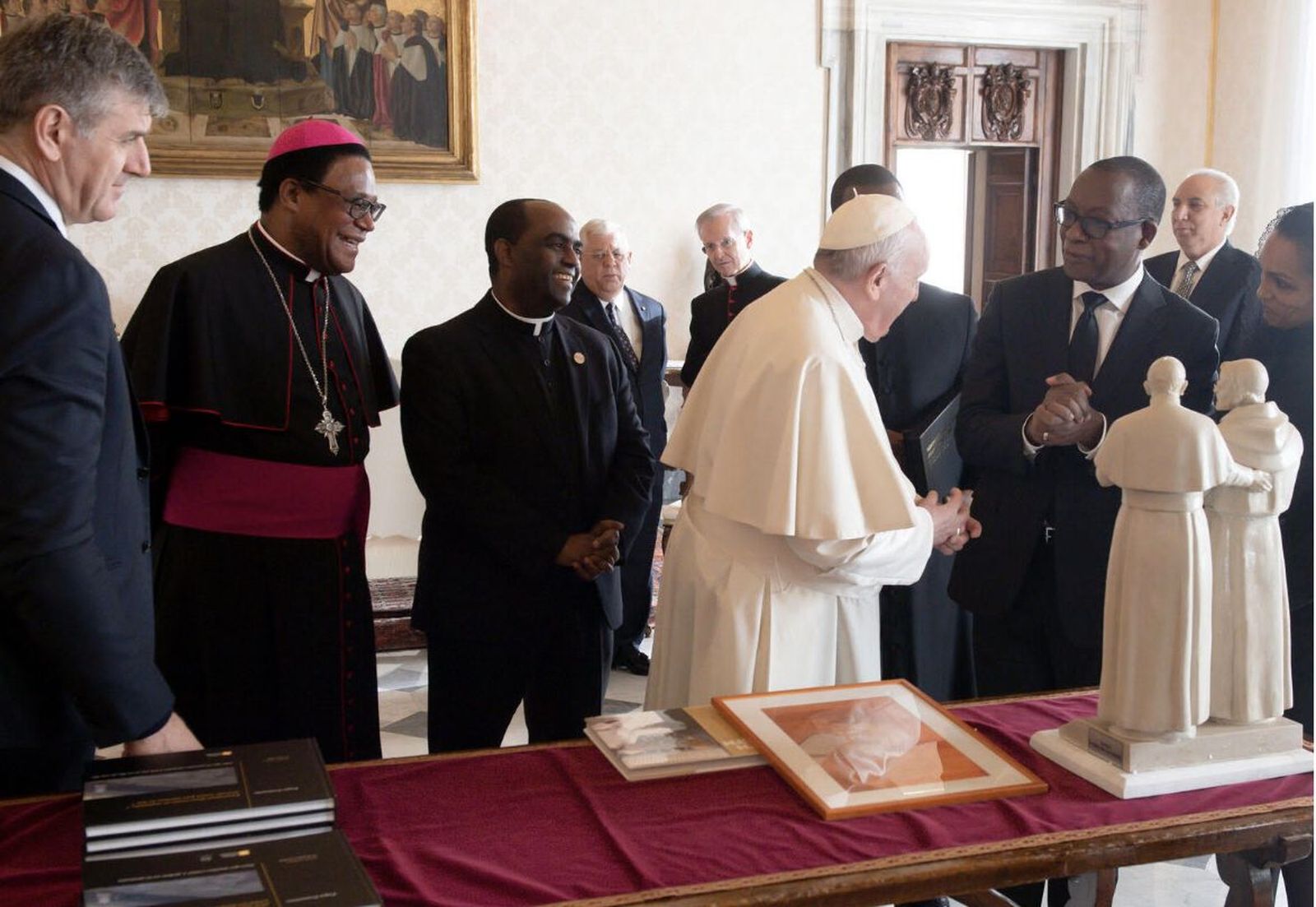 Personalidades de Haití, con el Papa