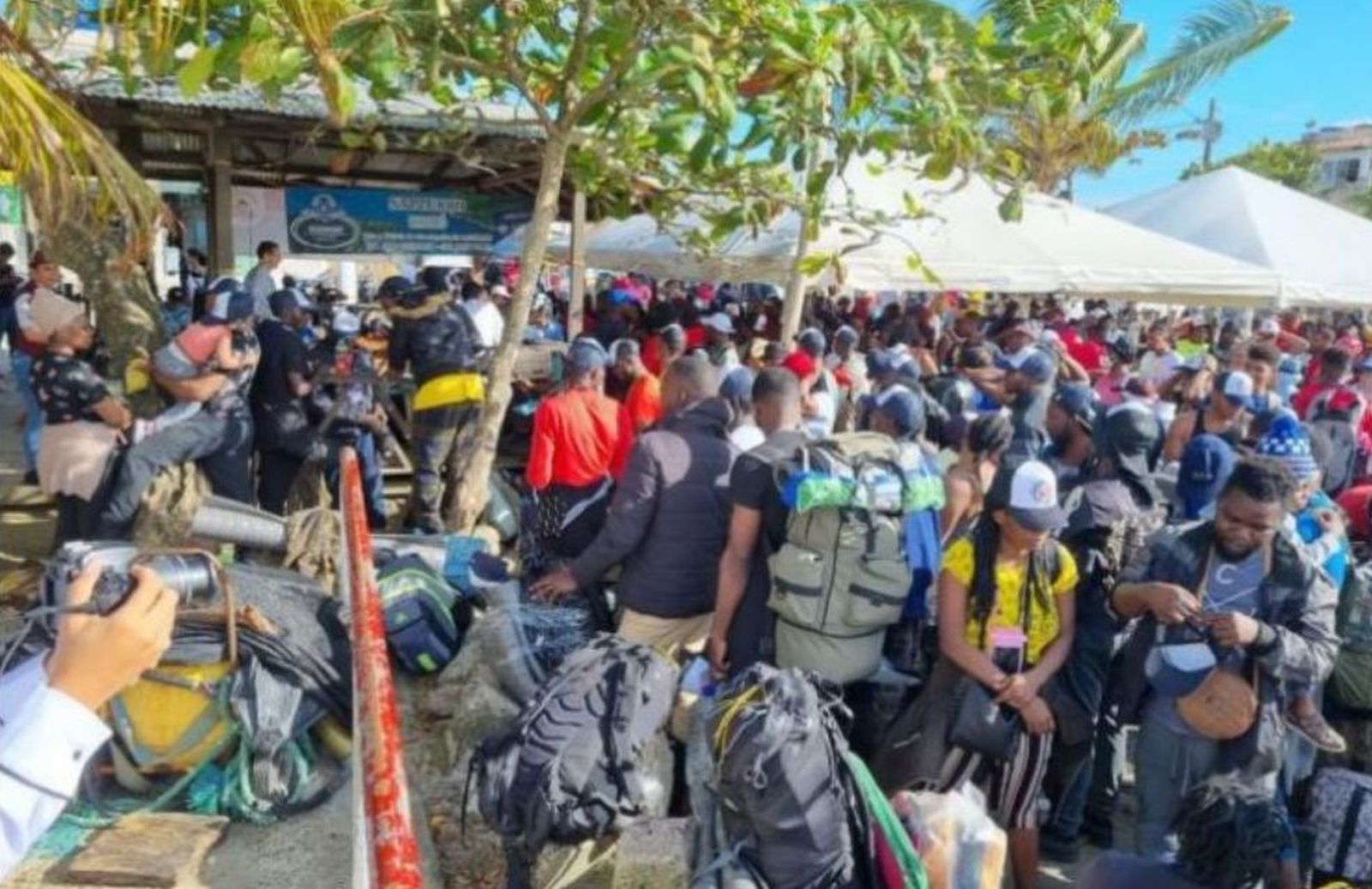 Migrantes en el paso de Darién