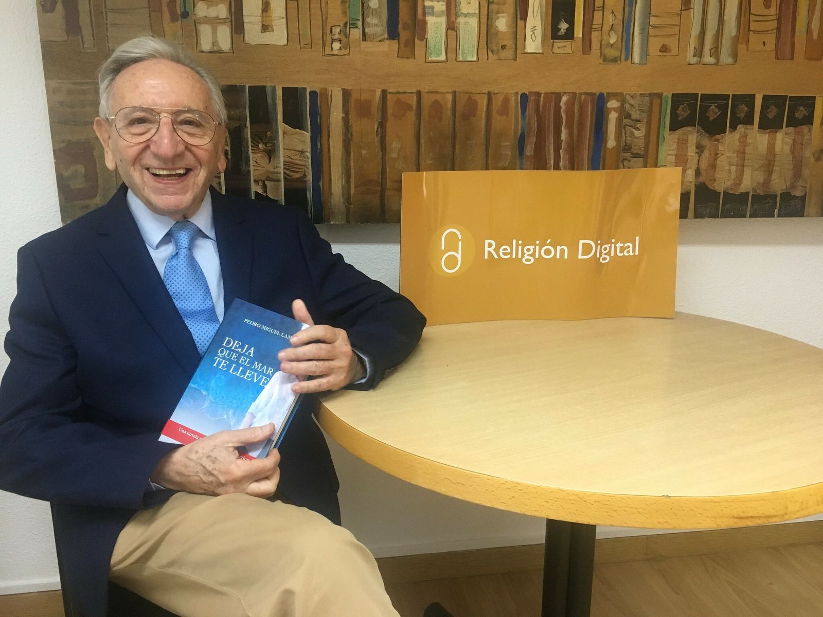 Pedro Miguel Lamet, con su última novela