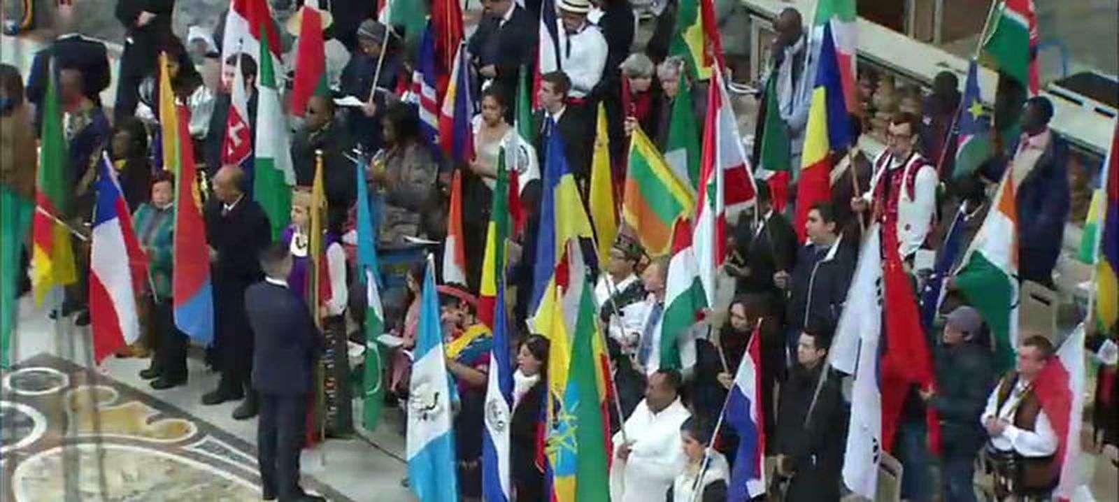 Banderas en San Pedro