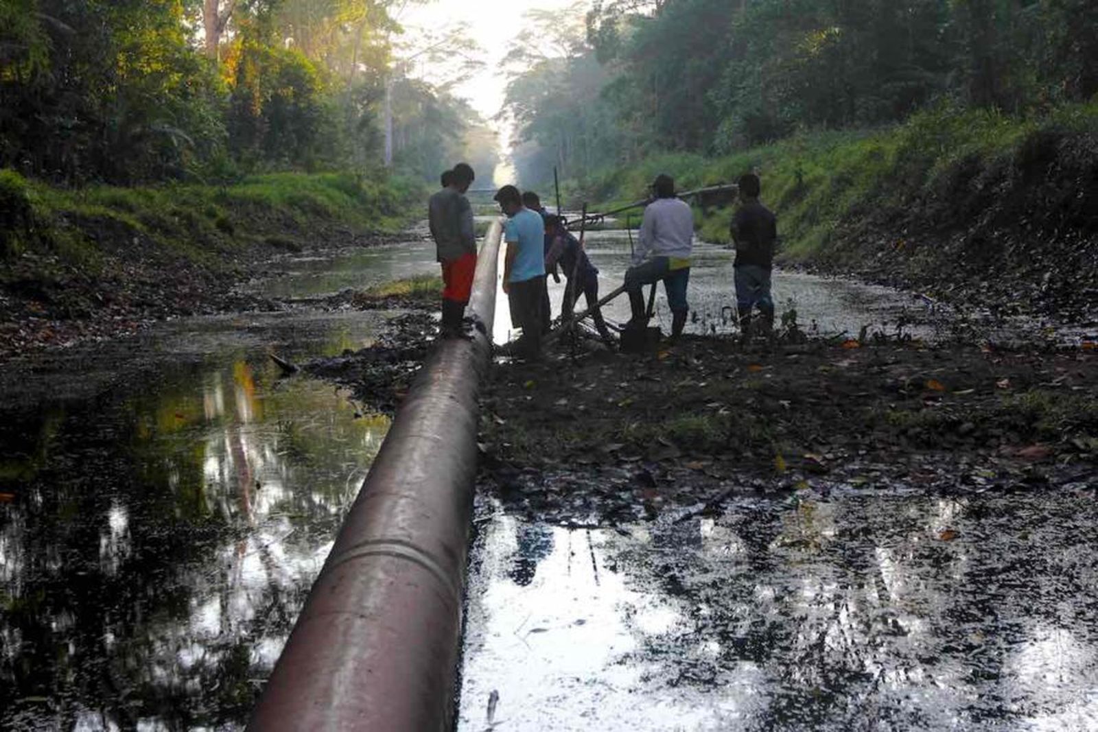 Mons. Adalberto Jiménez: “La contaminación de los ríos es la muerte de los pueblos indígenas"