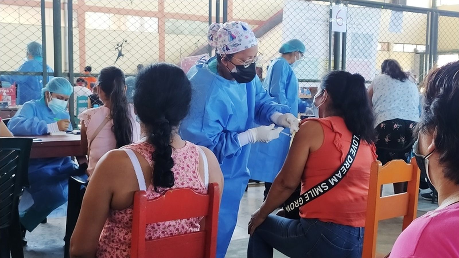 Vacunación en Iquitos