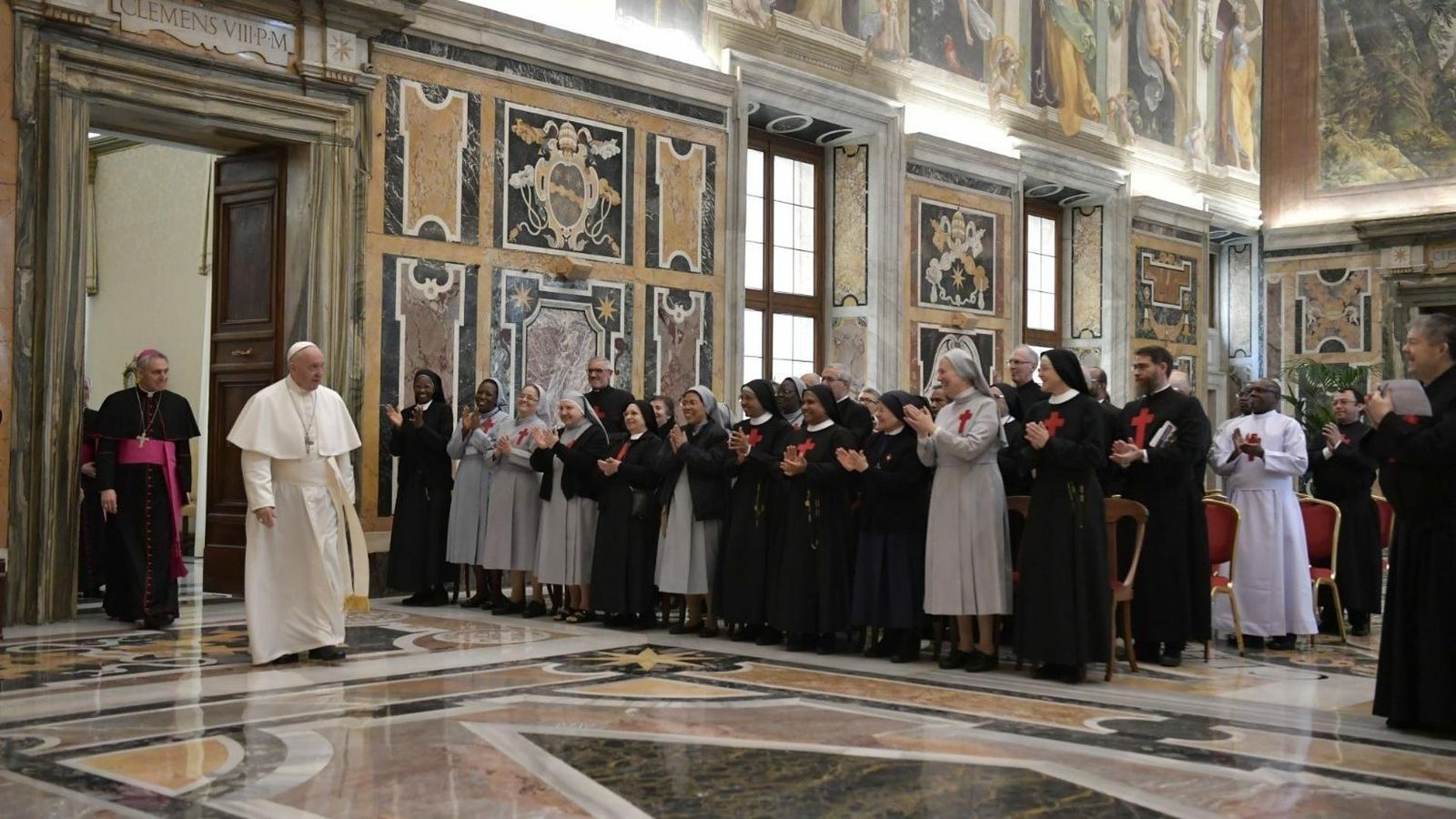 Audiencia del Papa con los camilianos
