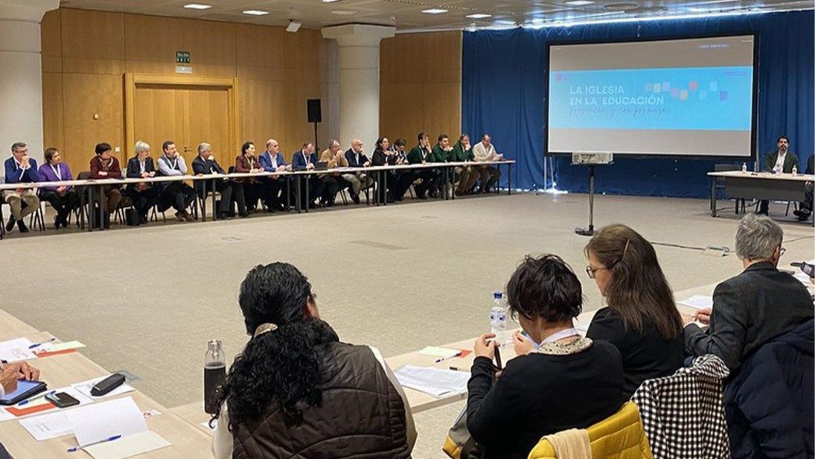 Congreso sobre educación organizado por la CEE