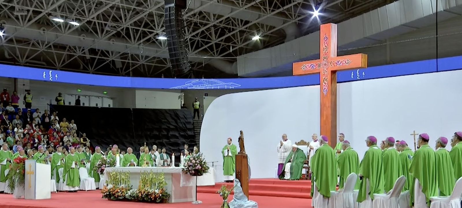 Altar de la misa en Ulán-Bator
