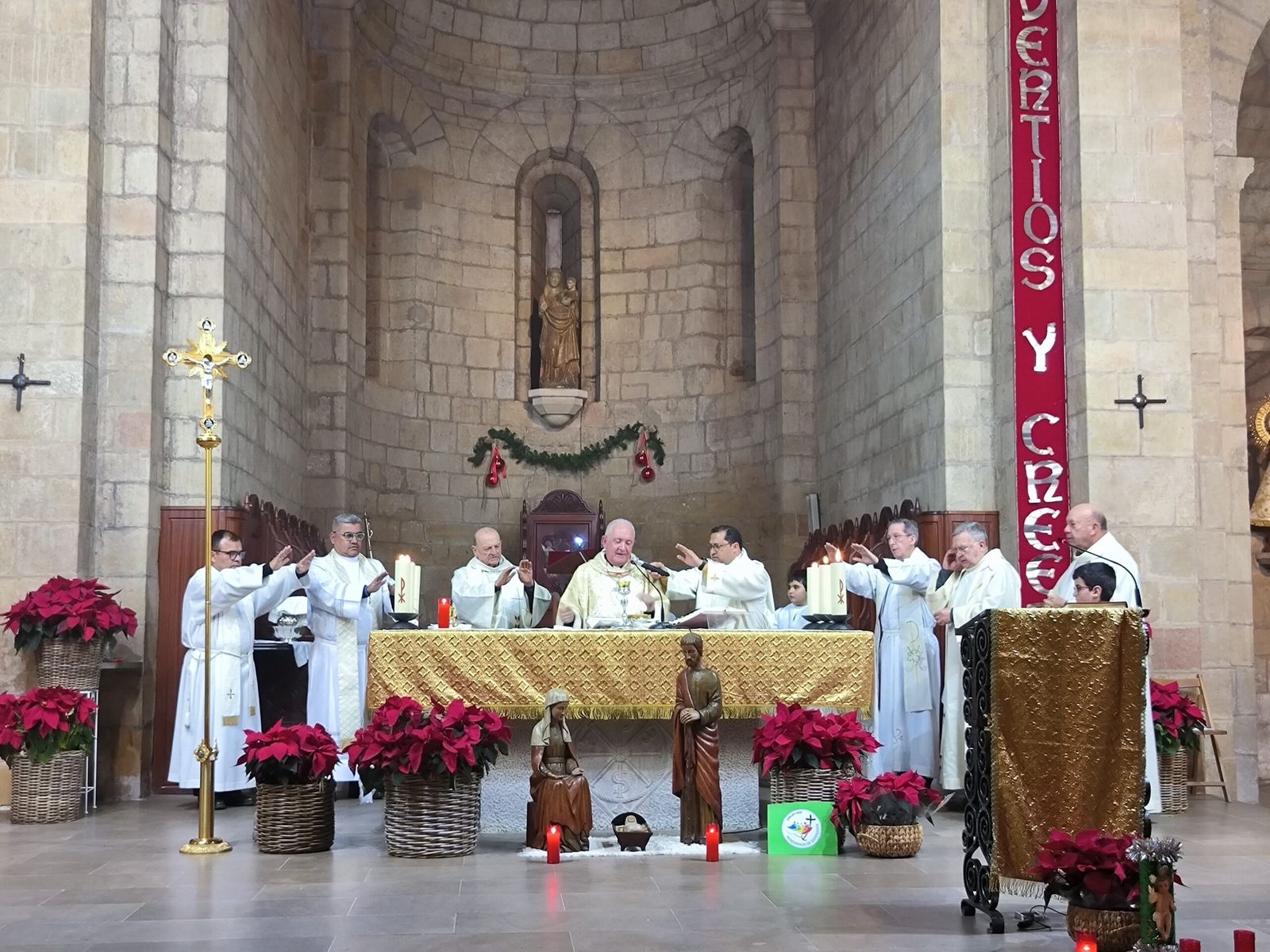 Monseñor Pérez Pueyo inaugura el Jubileo 2025