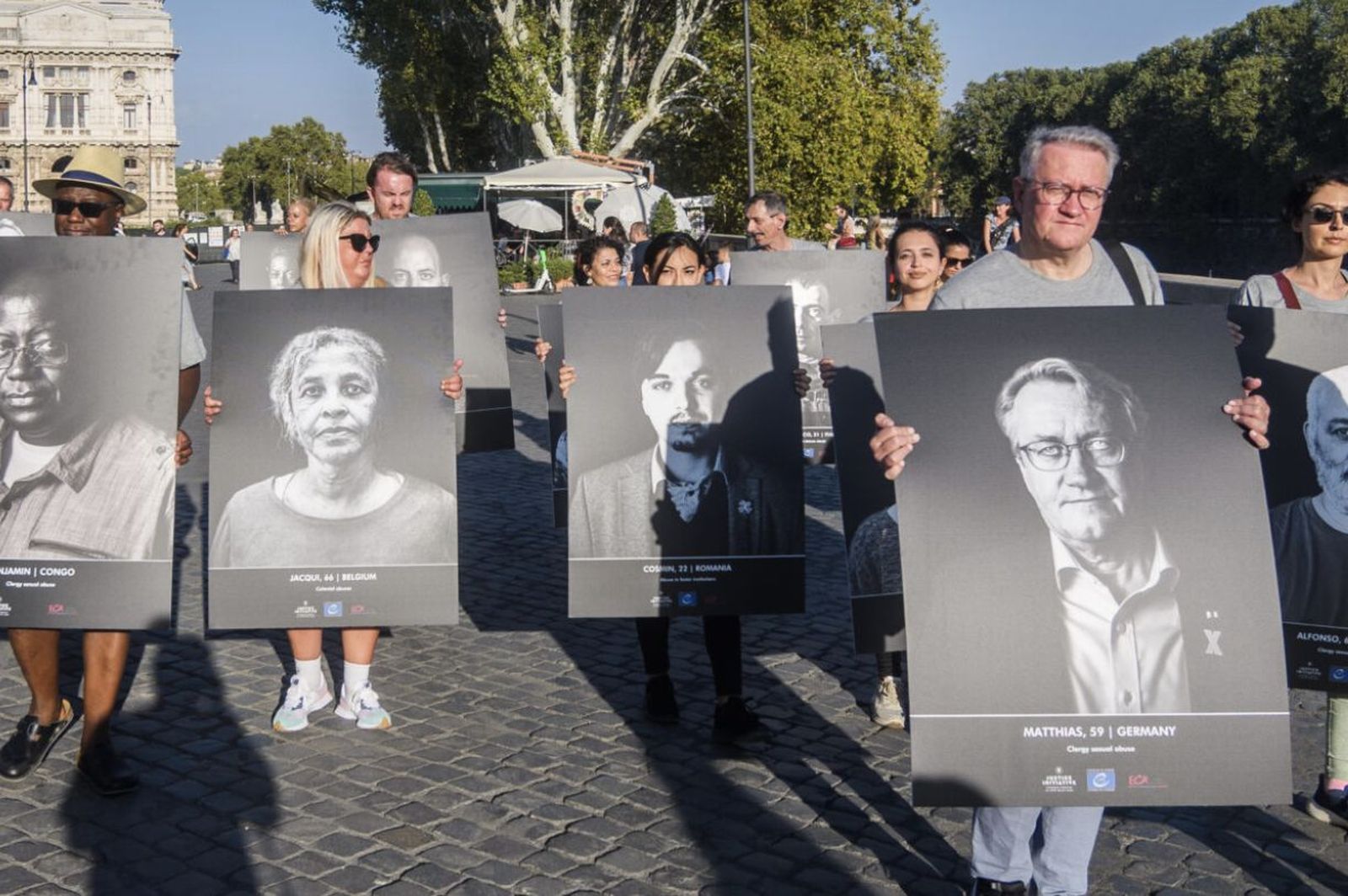 Manifestación de víctimas de abusos