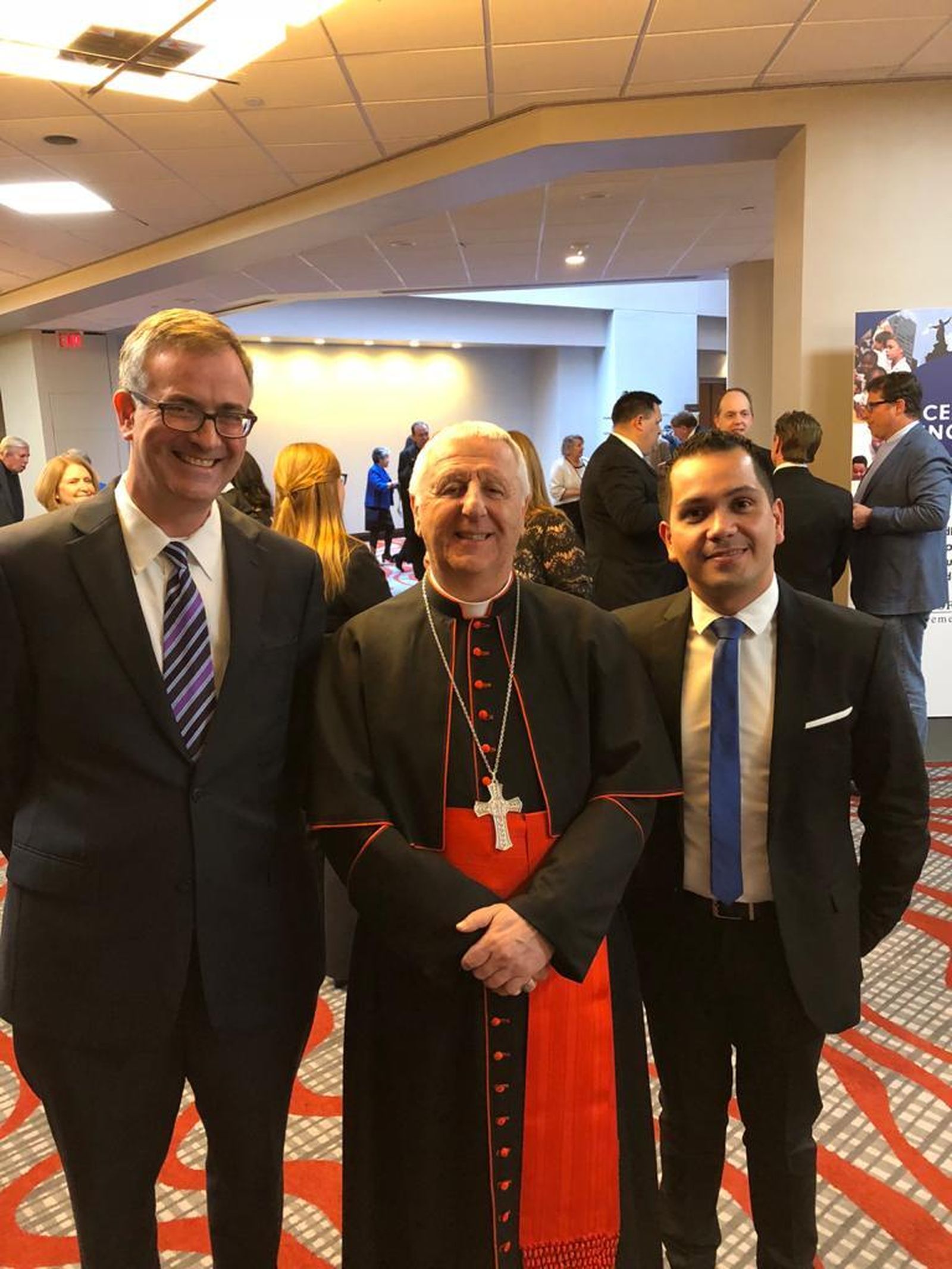 El Vaticano invita a la CIEC a "reconstruir el pacto educativo" en América