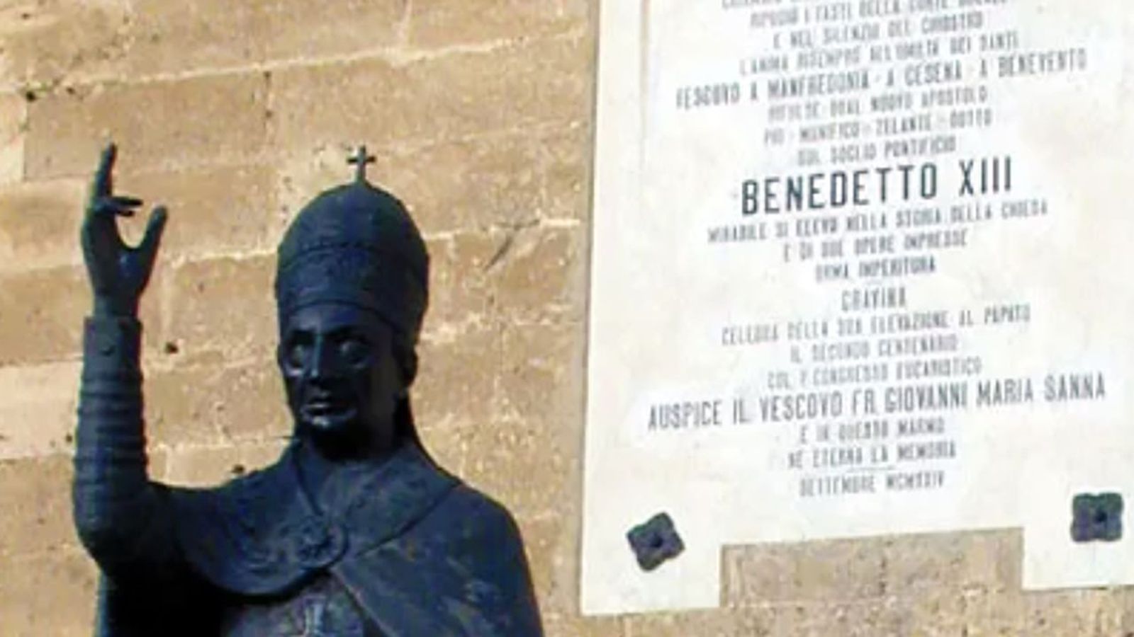 Estatua de Benedicto XIII