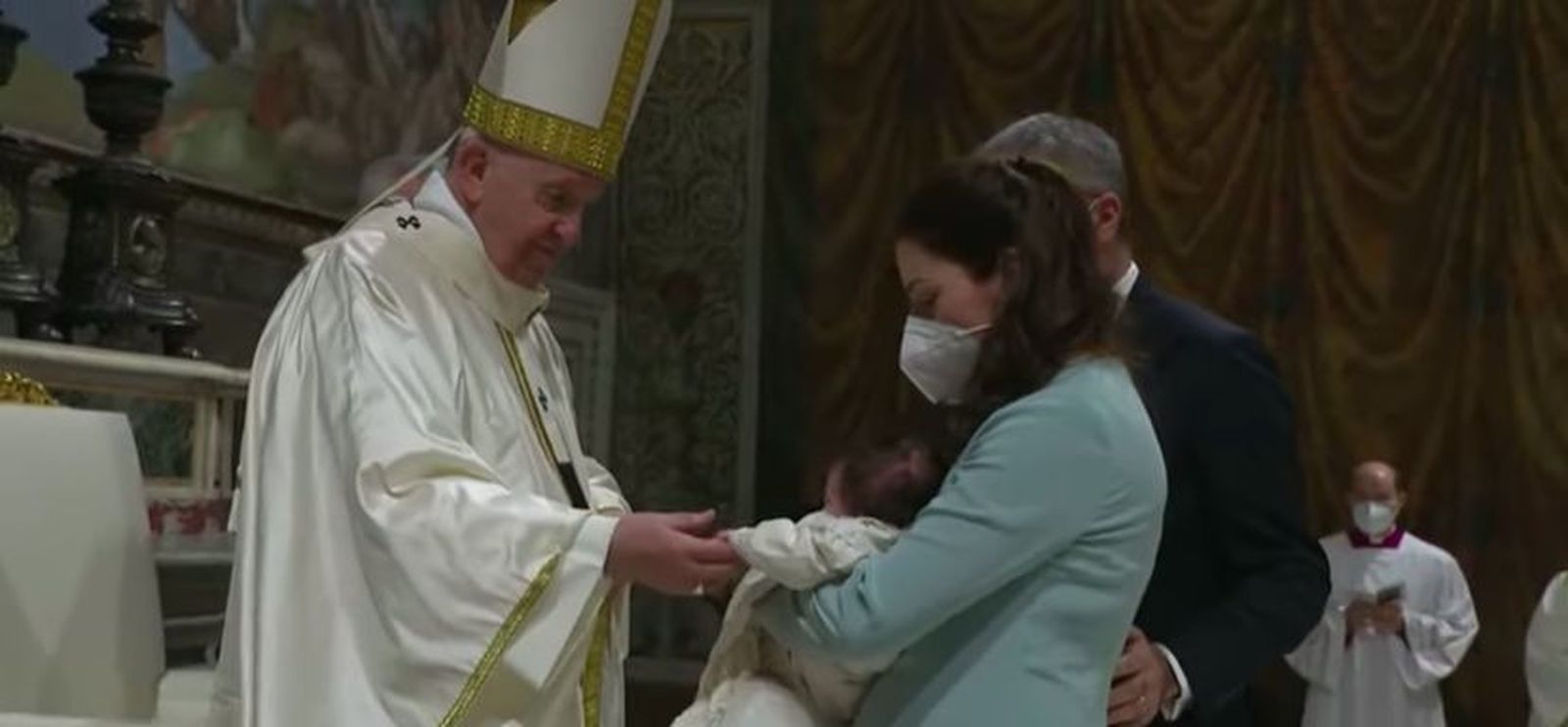 Francisco, con uno de los niños