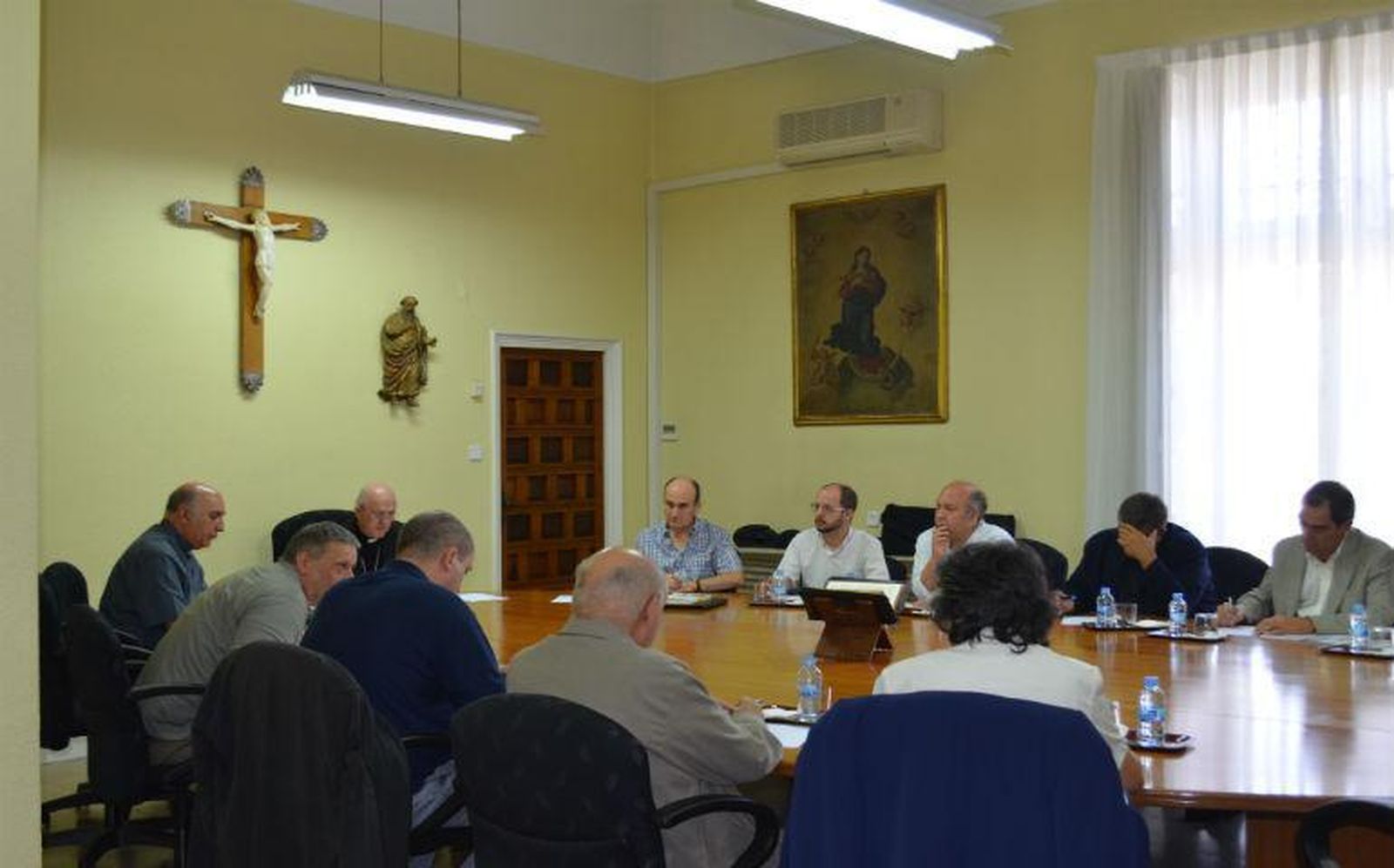 La Mesa por la Hospitalidad, reunida en el arzobispado de Madrid.