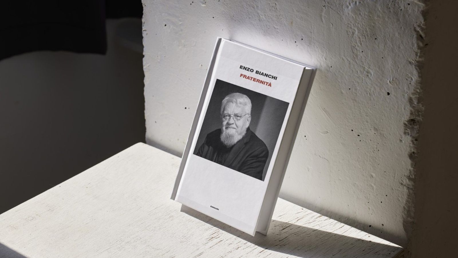 Portada del libro "Fraternidad", de Enzo Bianchi