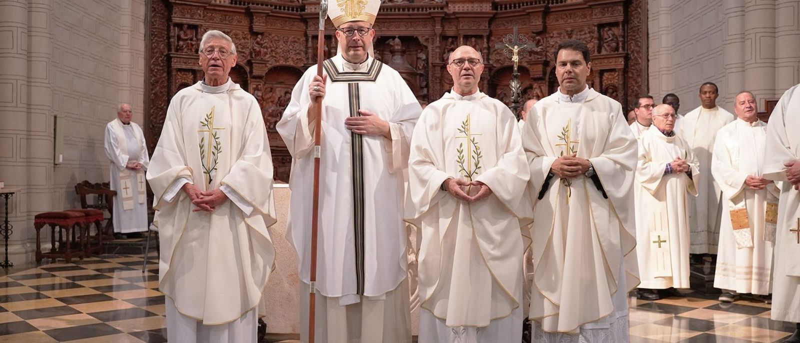 Homenaje Bodas de Oro y Plata sacerdotales en la catedral de Teruel