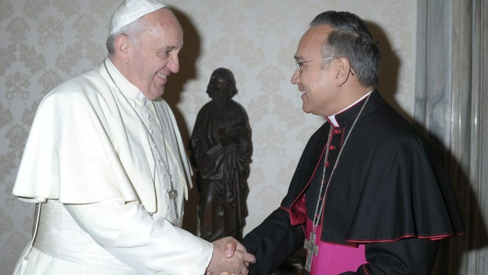El Papa, con Edgar Peña