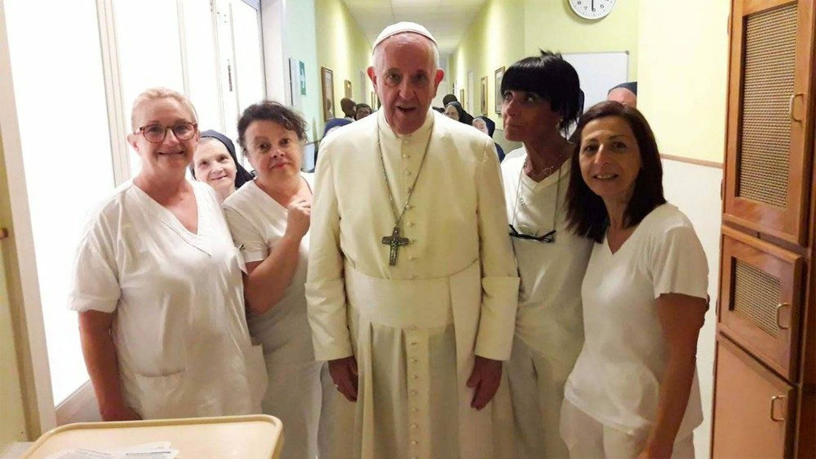 Visita sorpresa de Francisco a las Hijas de la Caridad de la Casa Regina Mundi