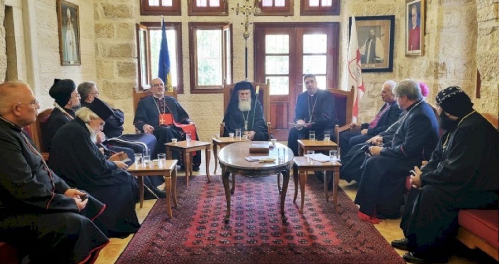 Los patriarcas y jefes de las Iglesias en Jerusalén