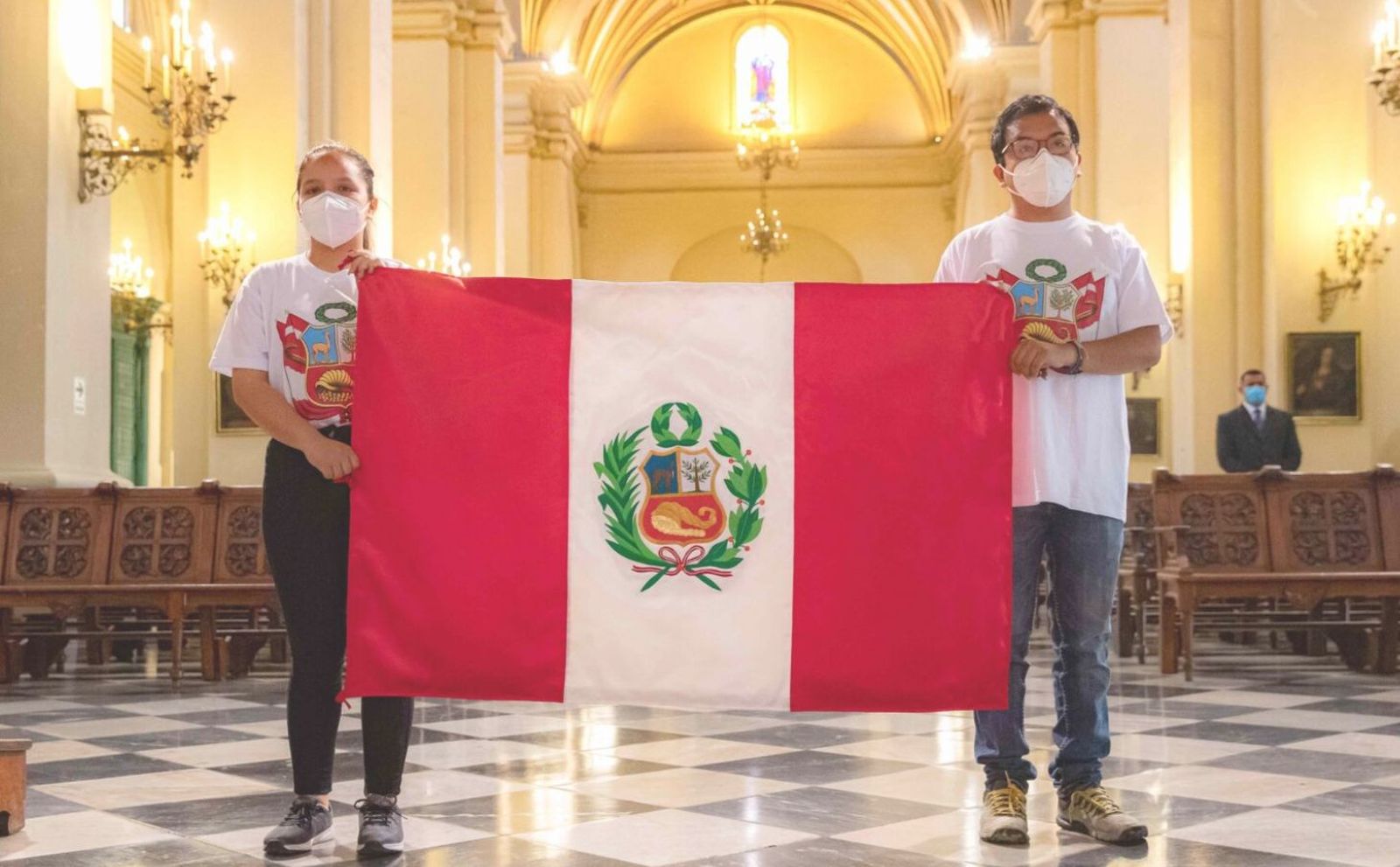Jóvenes homenajean a los estudiantes asesinados en las protestas pacíficas de Perú