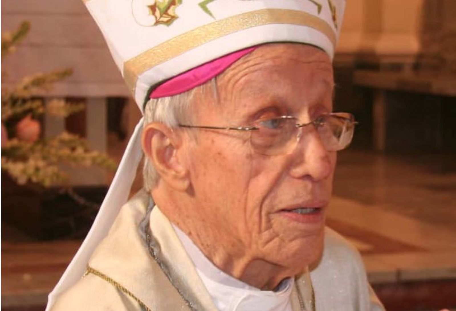 Mons. Alfredo Petit Vergel