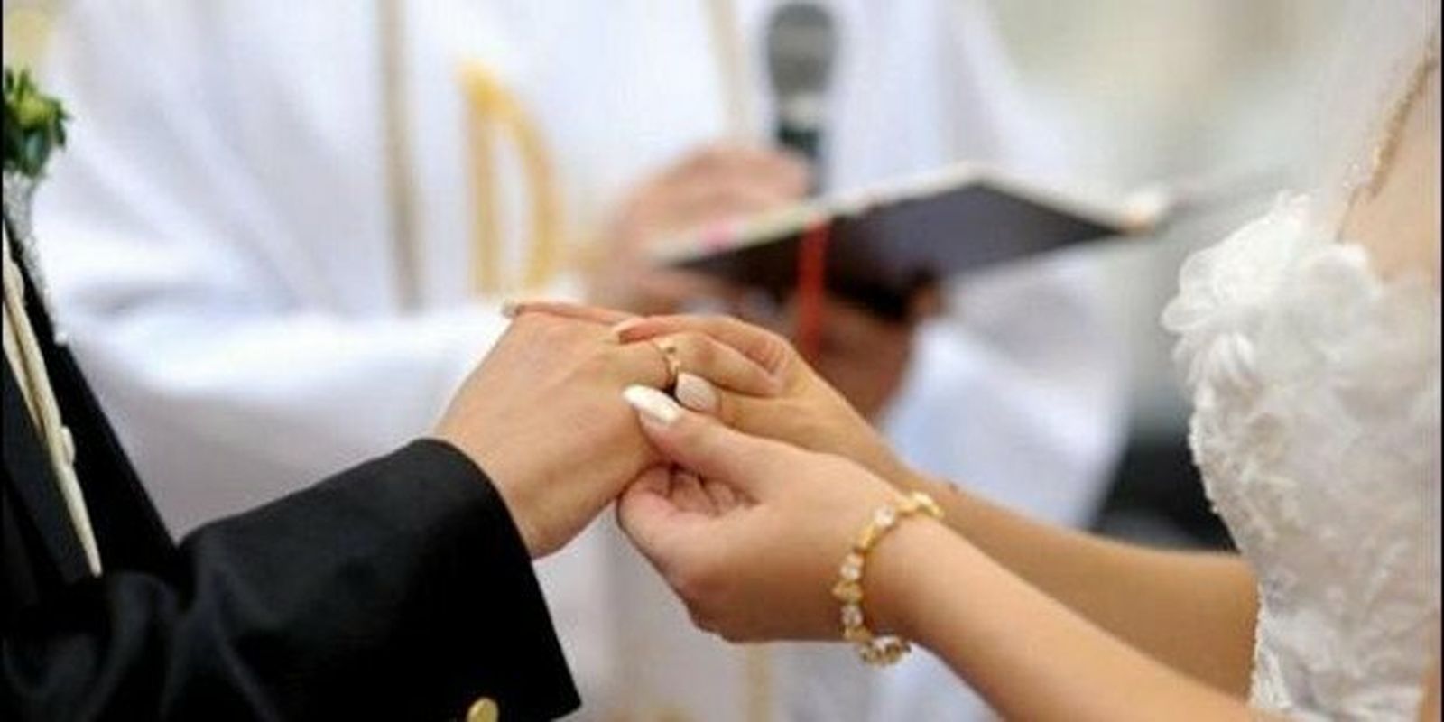 Bodas por la iglesia