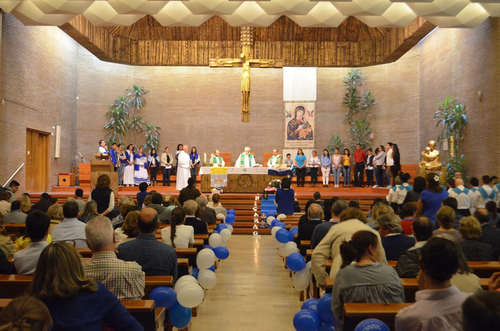 Misa en Madrid en conmemoración de la independencia de Nicaragua para orar por la pronta resolución de la grave crisis socio-política que vive el país desde abril de 2018
