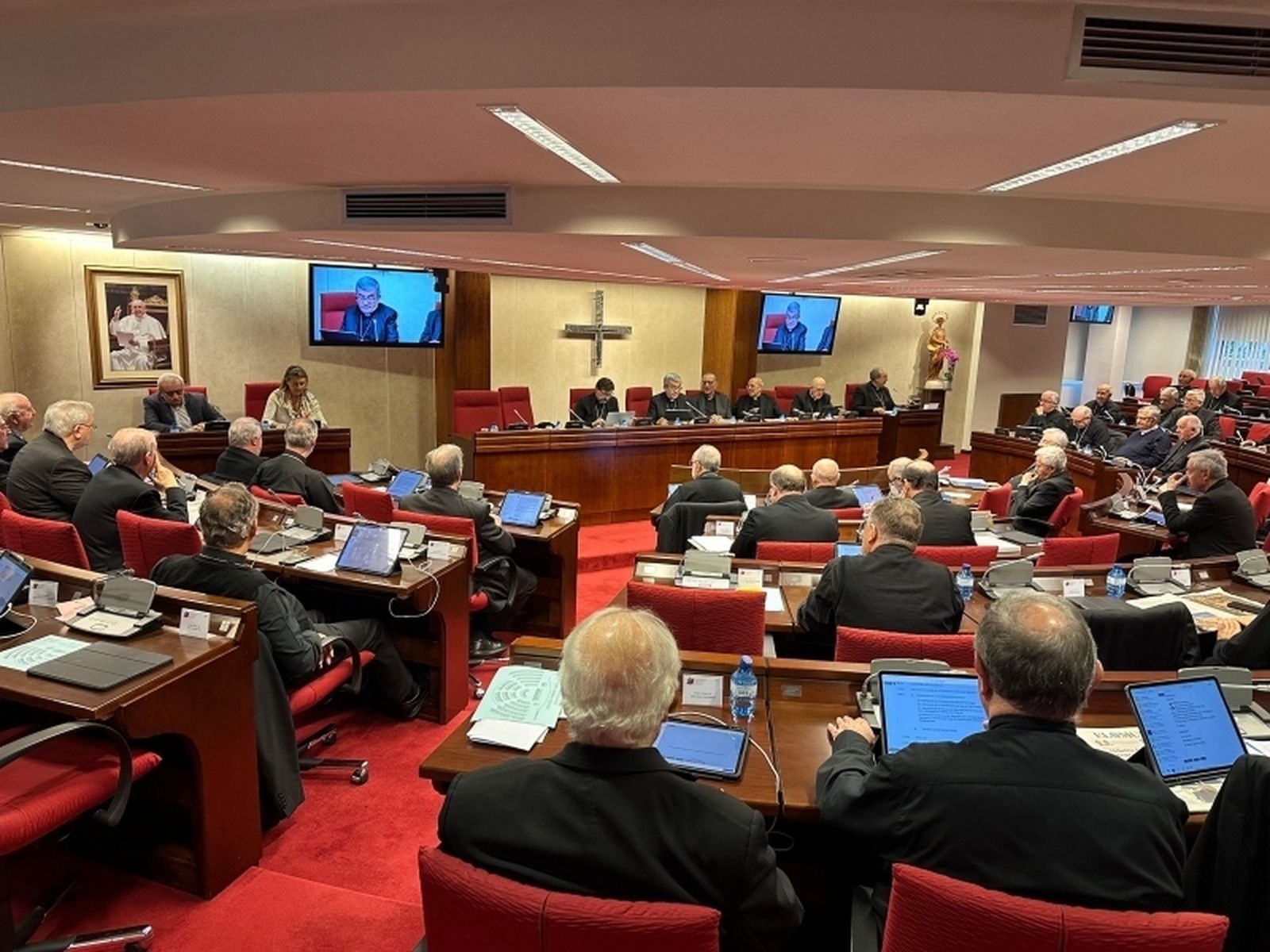 Cecilia Pilar ante la CEE