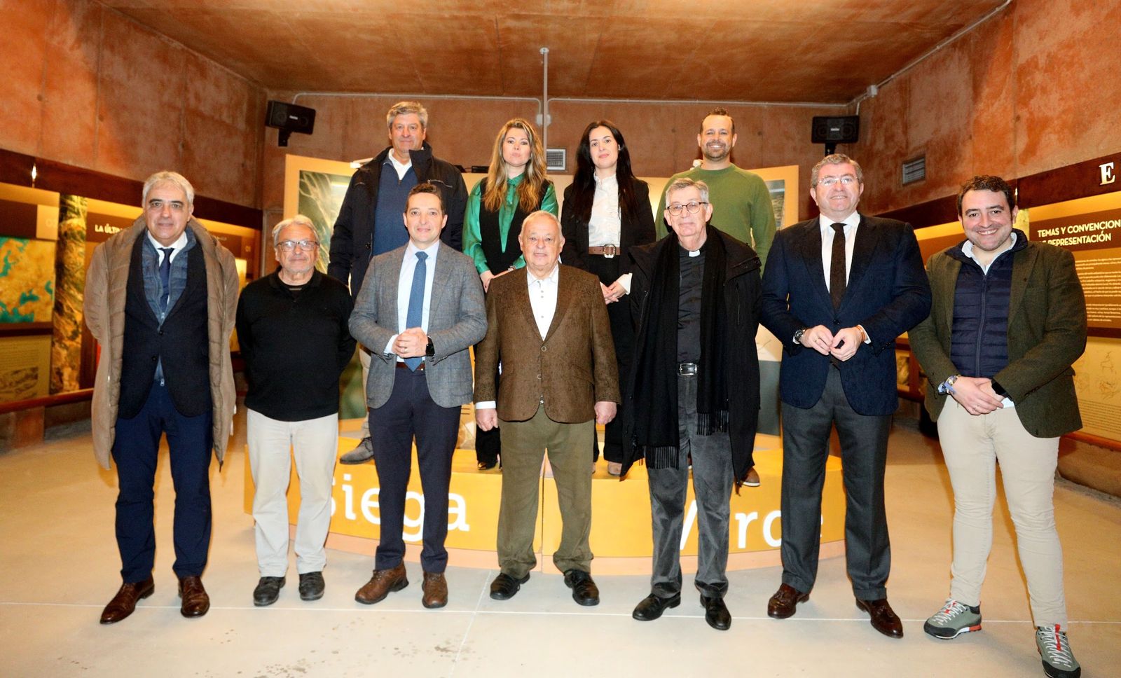 Patronato de la Fundación Siega Verde. Foto de familia.