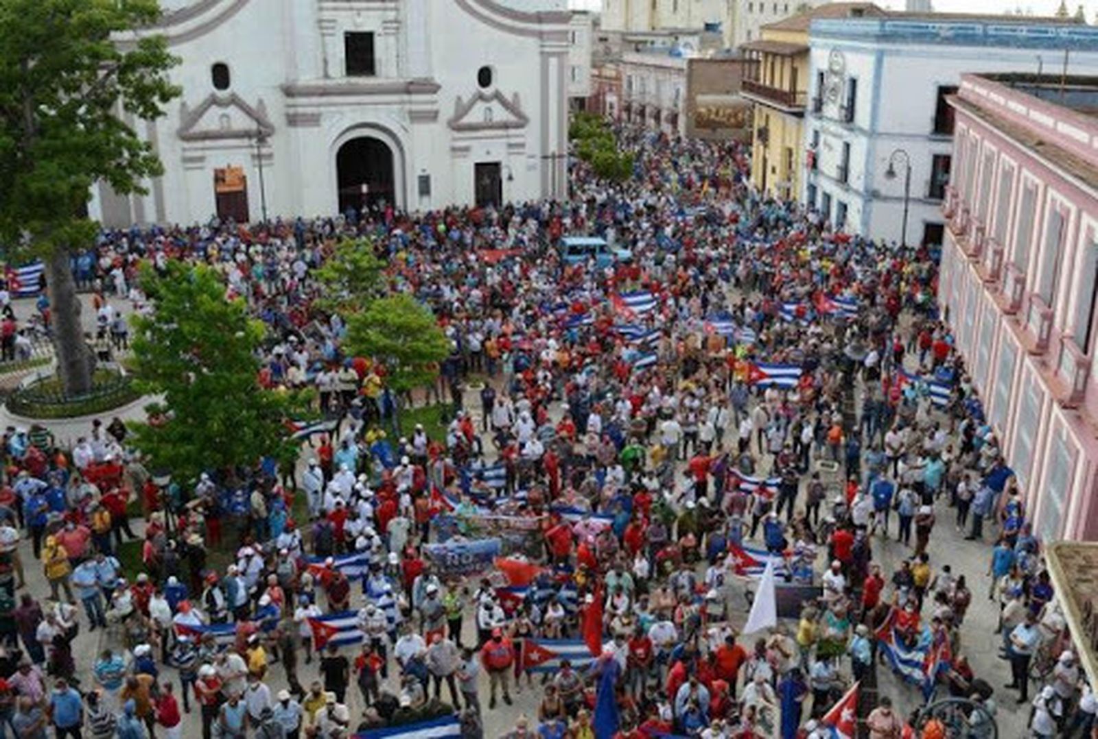 Cuba bajo ataque de la Guerra Híbrida.