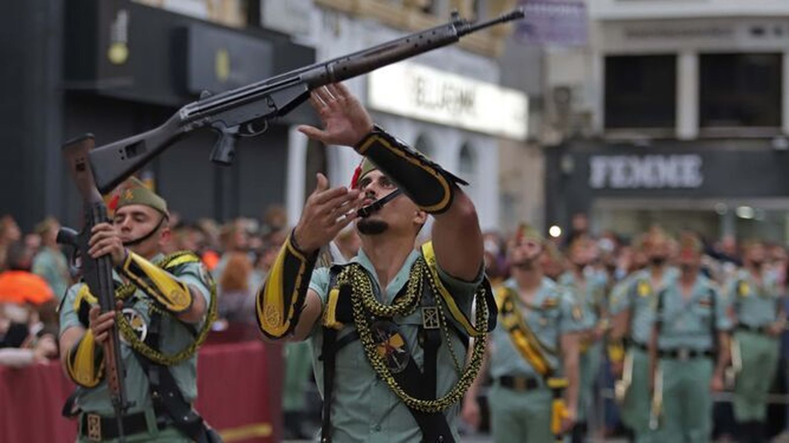 La Legión Española desfila en Algeciras