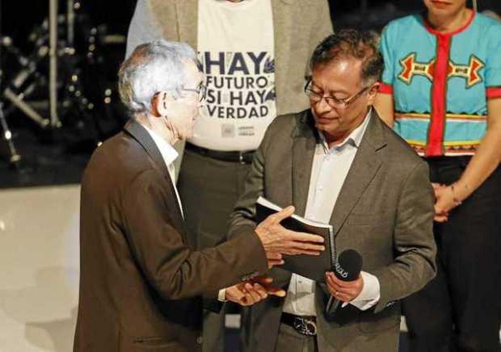 La difícil tarea de asumir la verdad: A propósito del Informe de la Comisión de la Verdad en Colombia