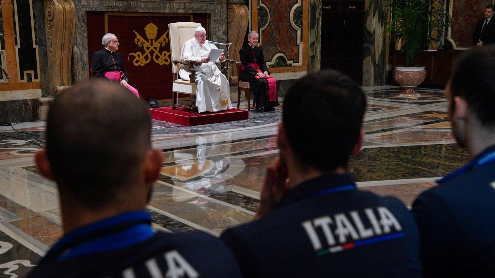 El Papa, con la Federación Italiana de Voleibol