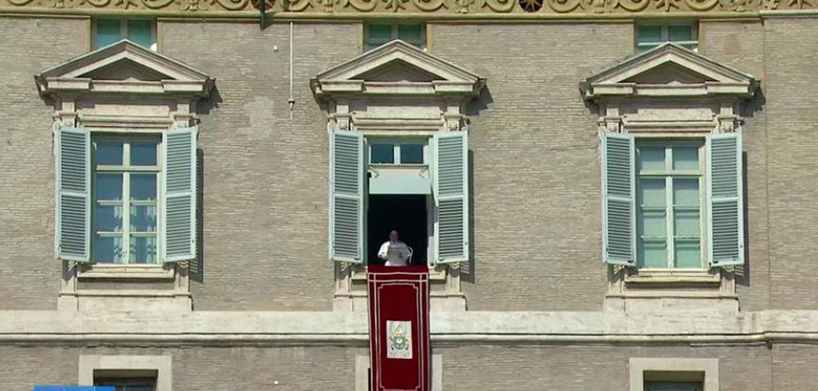 Francisco, desde el balcón de San Pedro